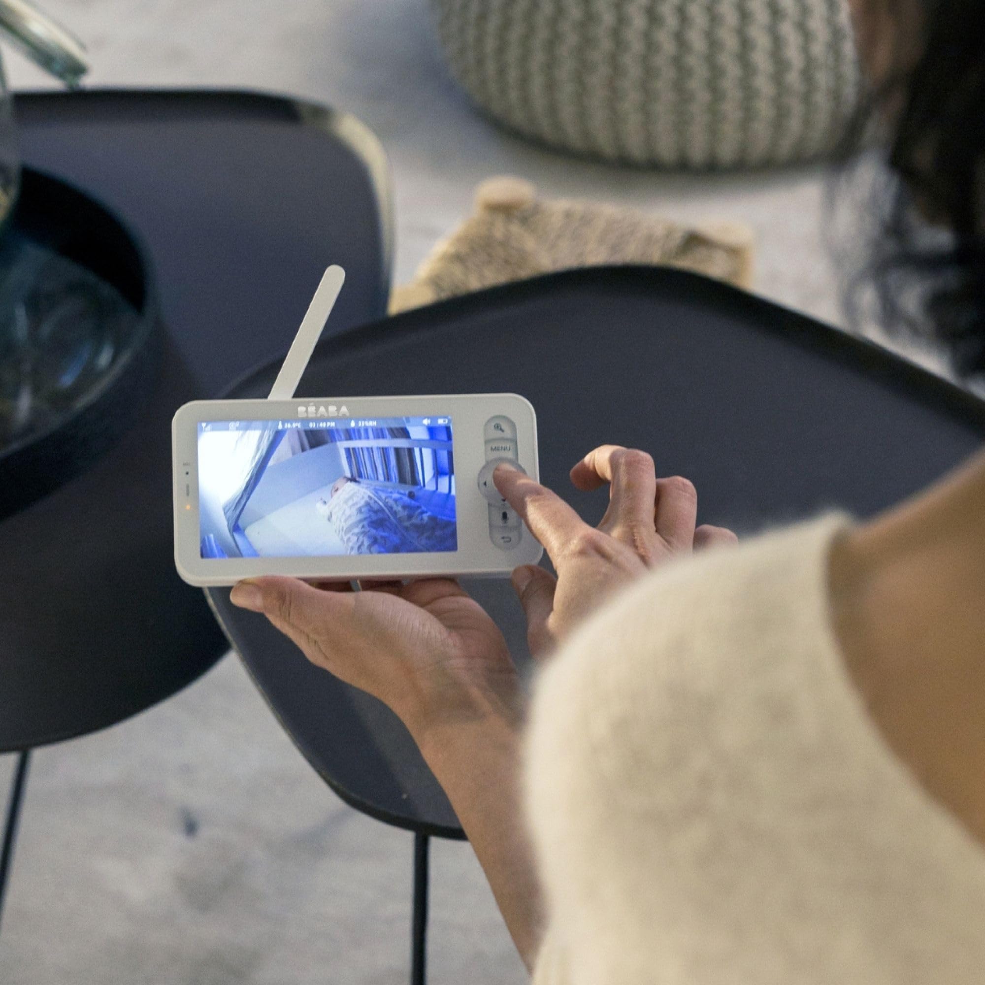 b-aba-zen-night-light-baby-monitor-video-con-app-mobile-telecamera-hd-rotazione- image 4
