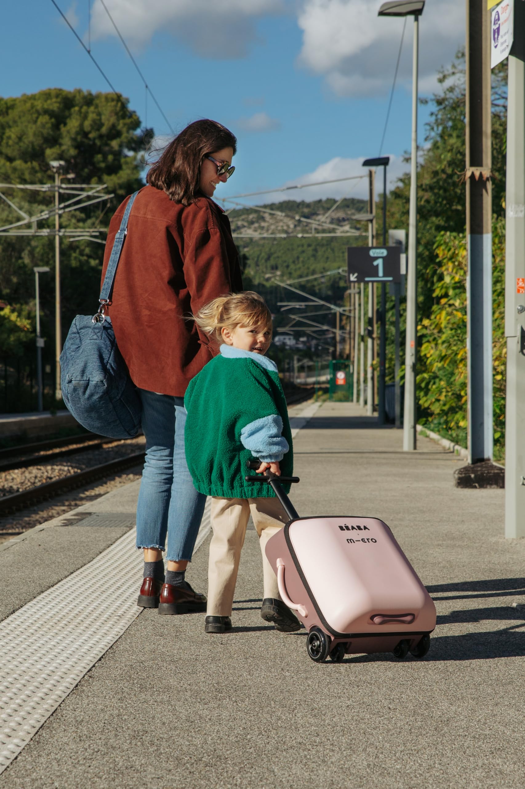 b-aba-micro-mobility-luggage-eazy-valigia-da-cabina-2-in-1-con-seduta-per-bambin image 7
